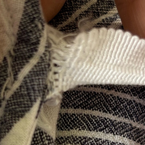 Bella Dahl Easy Linen Blend Romper Santorini Stripe  Size M - Picture 9 of 12